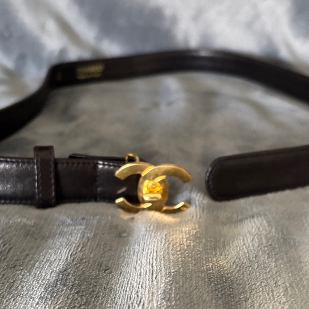 Vintage CHANEL Black Belt With Gold CC Buckle.